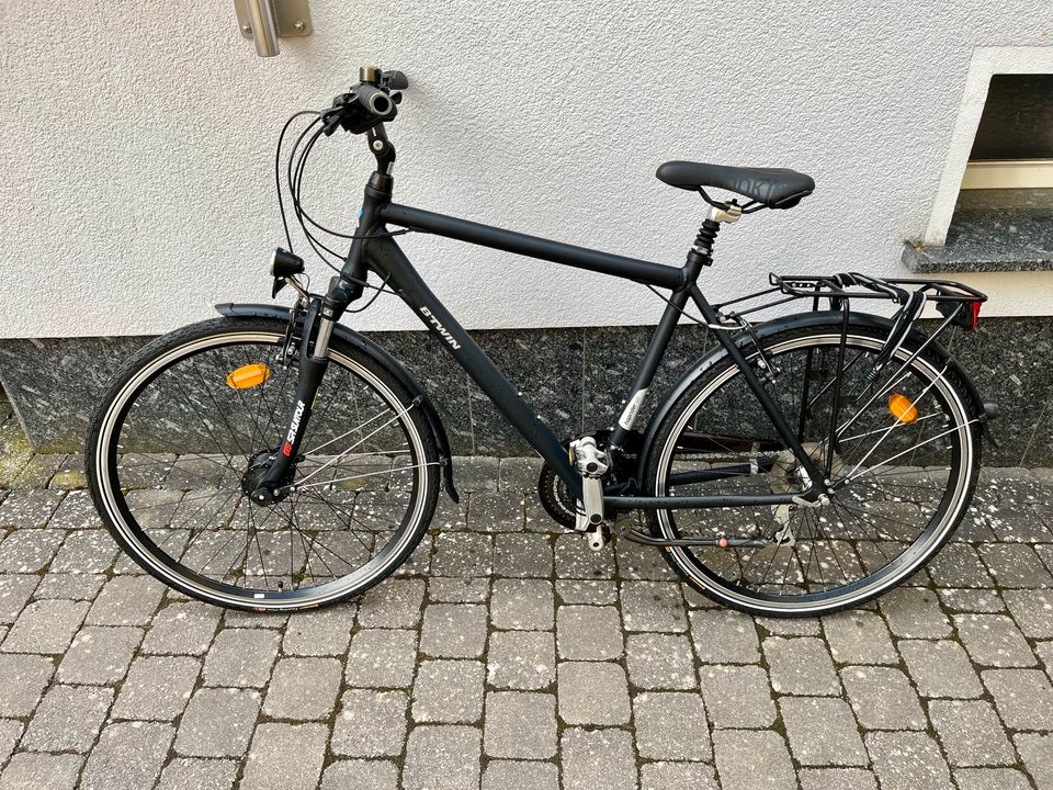 Fahrrad Btwin für Herren / guter Zustand in Schwalbach