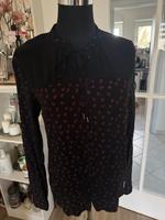 Bluse -Pepe Jeans - Schwarz/Rot, Grösse S *TOP* München - Bogenhausen Vorschau