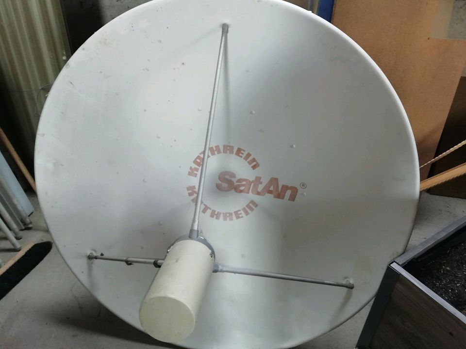 Sat-Antenne Kathrein CAS 120, Q0100 in Aldingen
