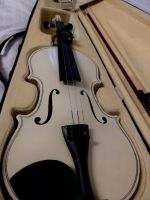 Geige  Weiß mit Koffer , 60 см lang Baden-Württemberg - Esslingen Vorschau