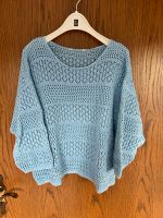 Damen Strick Strickpullover oversize blau Größe M /L Nordrhein-Westfalen - Bestwig Vorschau