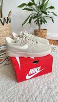Nike Air Force One 1 Creme Beige Off White Suede Leder Gr. 42 Berlin - Schöneberg Vorschau