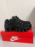 Nike shox schwarz 42/43/44 Baden-Württemberg - Schwieberdingen Vorschau