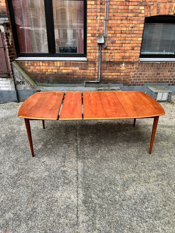 Esstisch erweiterbar > 210cm Teak Tisch danish Design Vintage Esszimmertisch Teakholz Dänemark 60er Retro in Berlin