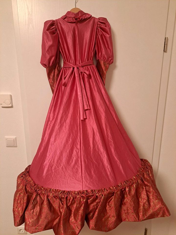 Faschingskleid Prinzessinnenkleid rosa Gr. 128 neu in Köfering