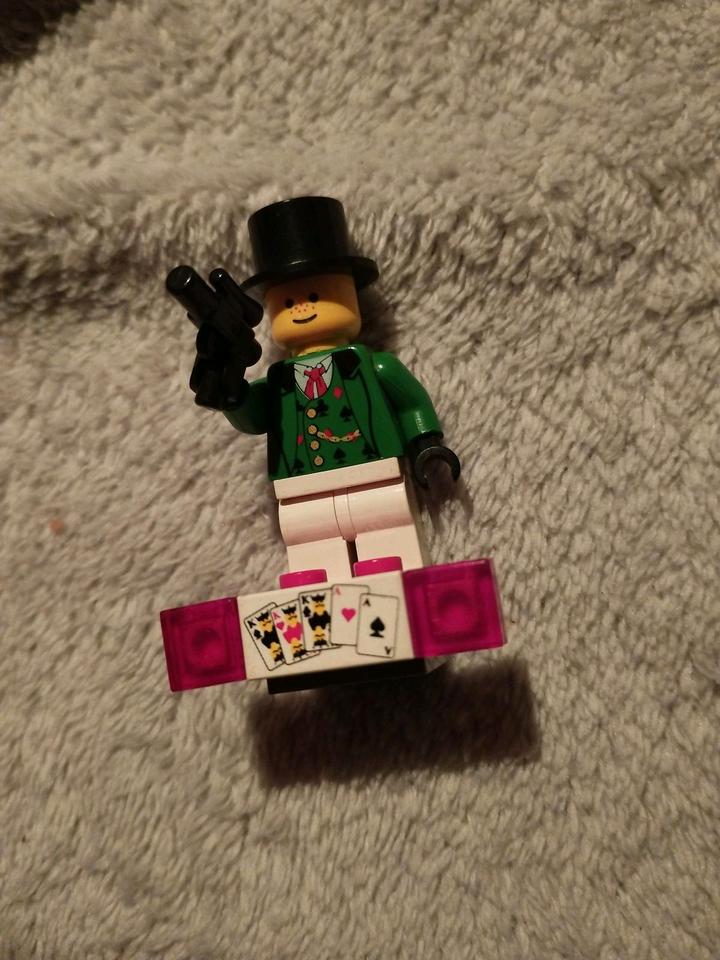 Lego Minifigur Casino Terziano Kartenkönig King of Spades MOC in Iggensbach