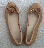 Ballerinas, braun/ beige, Gr. 42 Hessen - Bad Soden am Taunus Vorschau