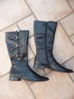 schwarze Damen gefütterte Langschaft Leder Stiefel Tamaris Gr. 38 Nordrhein-Westfalen - Rösrath Vorschau