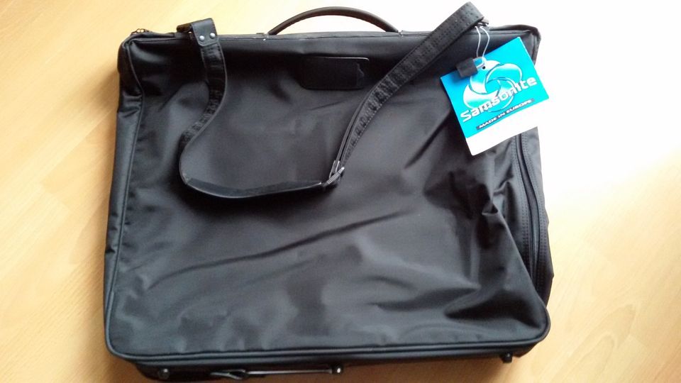 Samsonite Garment Bag Neu und unbenutzt in Neuental