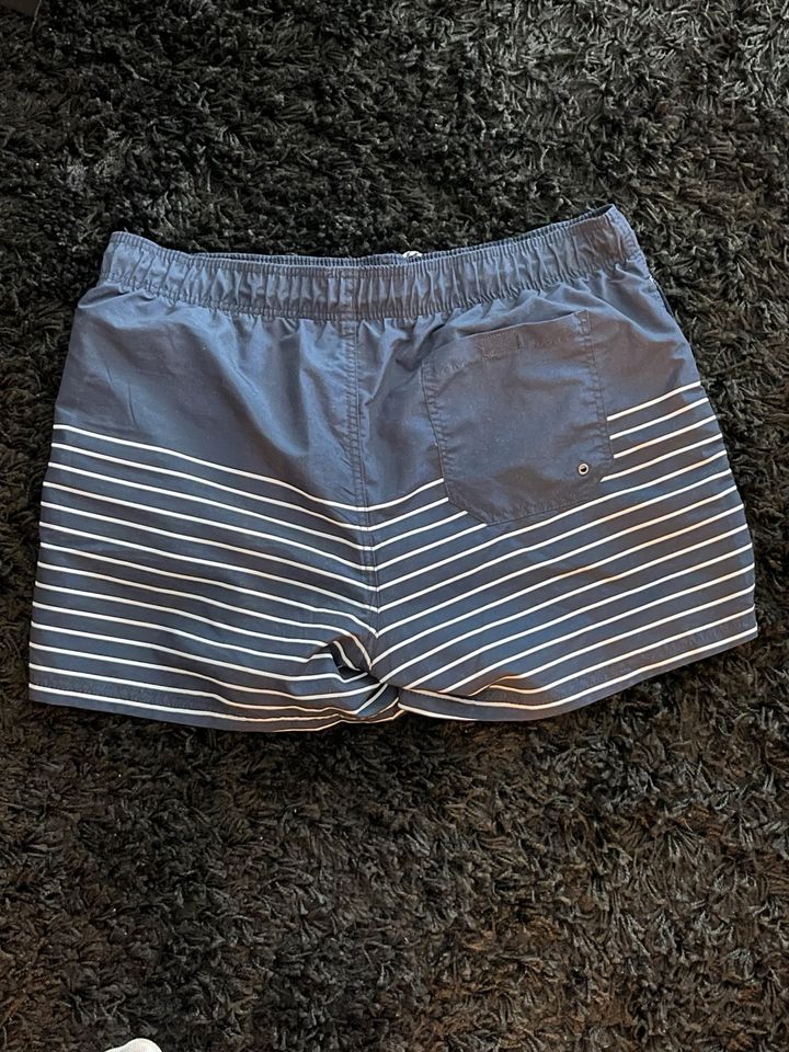 Watsons Freizeit Bade Hose/ Short blau gestreift Gr. 56 in Hamminkeln