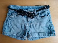 Jeans Shorts mit Stoffgürtel Bochum - Bochum-Wattenscheid Vorschau