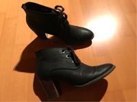 S.Oliver Stiefeletten Gr. 41 schwarz Hessen - Körle Vorschau