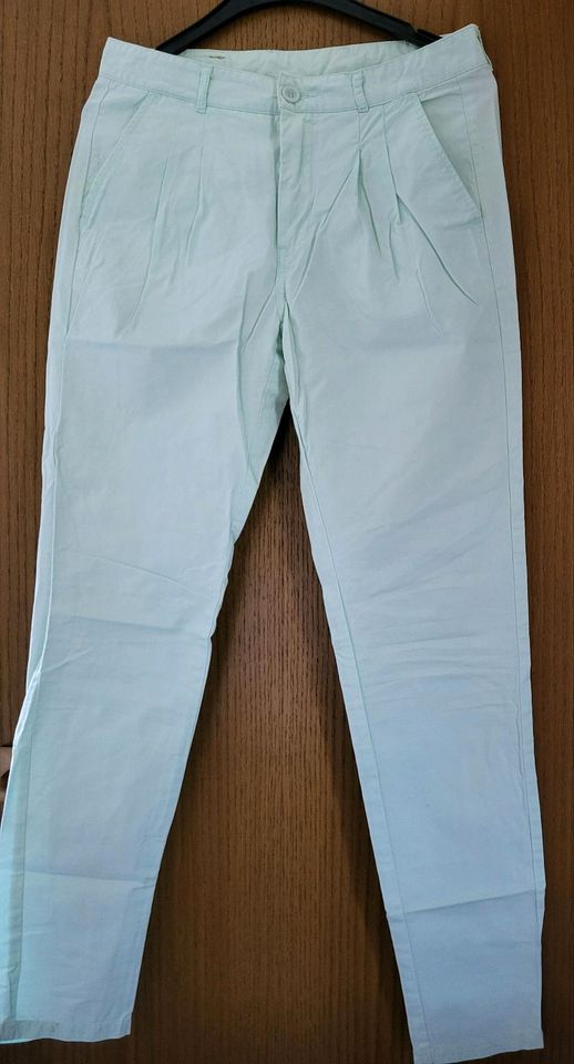 Damenhose von Vero Moda pastell grün in Bad Schwalbach