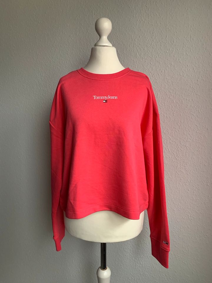 Original Tommy Hilfiger Jeans Sweatshirt kurz pink Gr. M in Rengsdorf