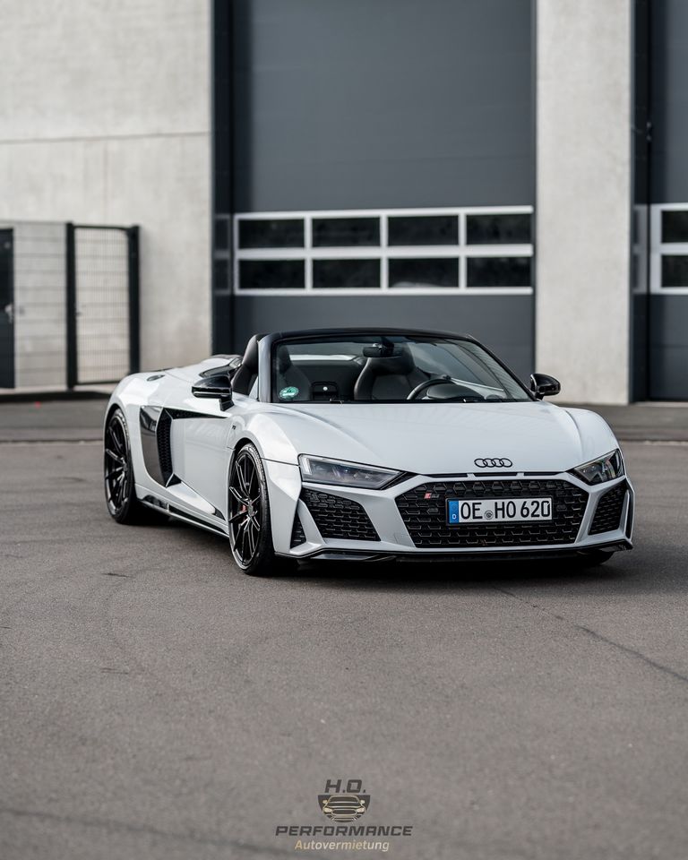 AUDI R8 SPYDER V10 PLUS MIETEN SPORTWAGEN CABRIO HOCHZEIT HURACAN in Olpe