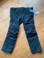 BMW Atlantis Leder Motorradhose Gr. 31 ca. Gr. 62 NEU Baden-Württemberg - Baiersbronn Vorschau