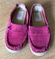 Ugg Mokassins Kinderschuhe Größe 30 Nordrhein-Westfalen - Bocholt Vorschau