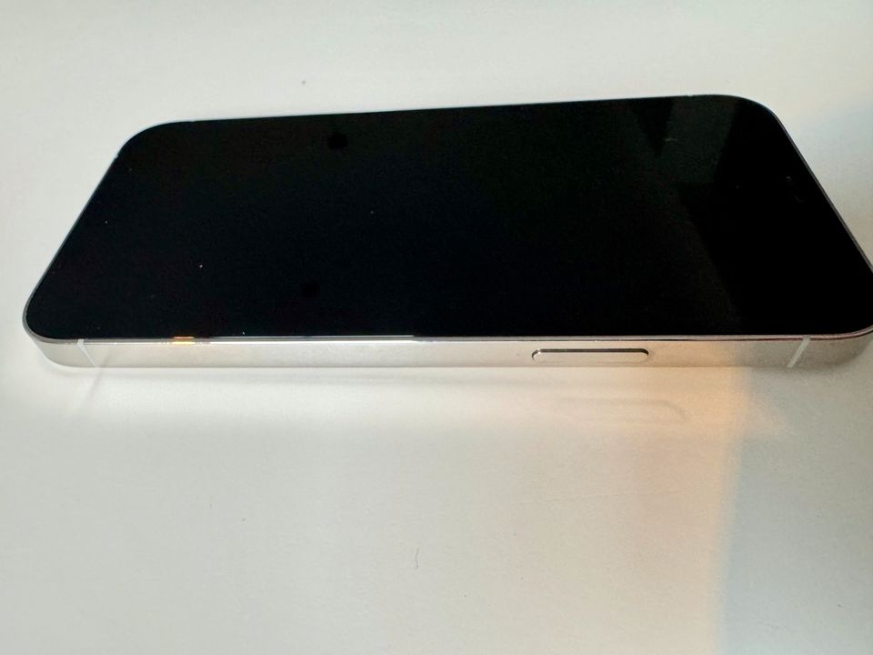 iPhone 12 PRO - Top Zustand - 256GB - Silber - keine Kratzer! in Schwanau