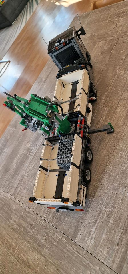 Lego Technic / Technik Scania Zugmaschine mit Trailer MOC in Nürtingen