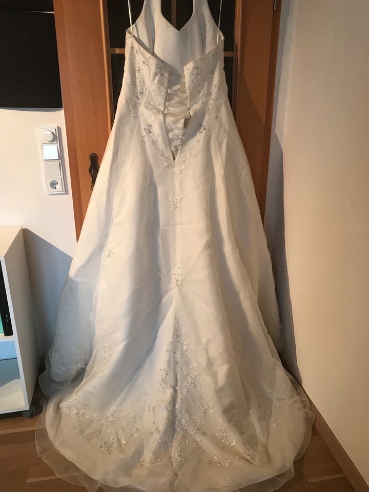 Brautkleid Größe 50 in Burgebrach