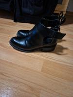 Stiefeletten München - Moosach Vorschau
