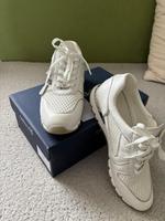 Caprice weiße Sneaker orthopädische Schuhe Sachsen - Freiberg Vorschau
