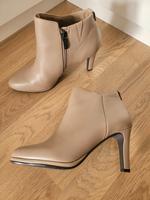 Nagelneue Stiefeletten/Pumps Bayern - Deggendorf Vorschau