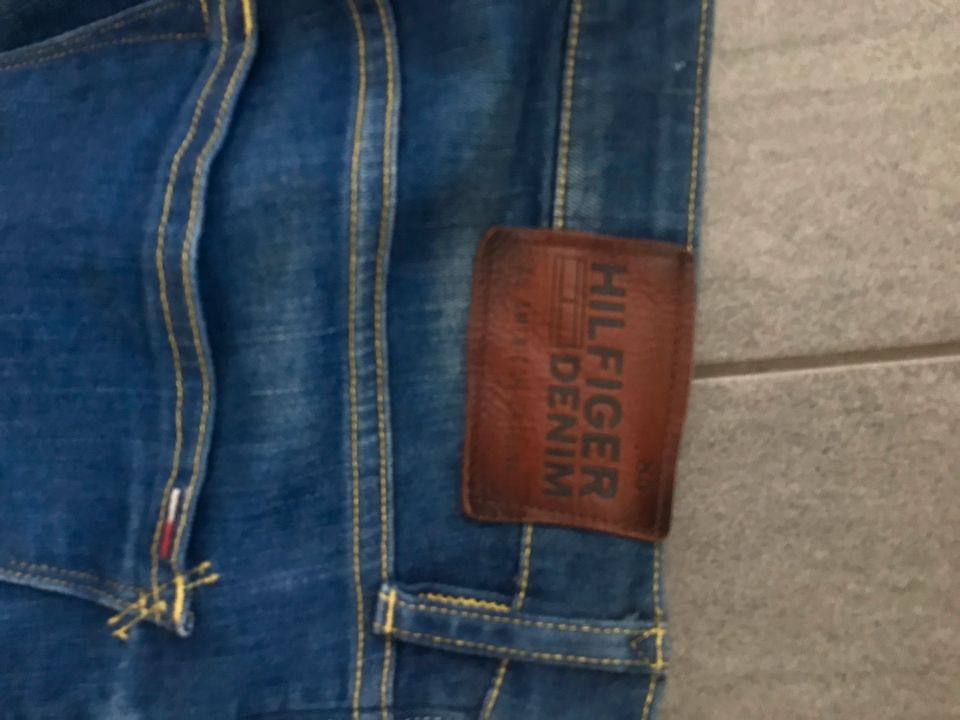 Herren Hilfiger Jeans Gr.33/34 in Neumarkt i.d.OPf.