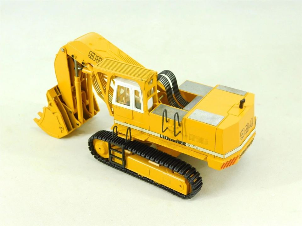 Liebherr R 984 Hochlöffelbagger 1:50 Conrad 2827 in Aerzen