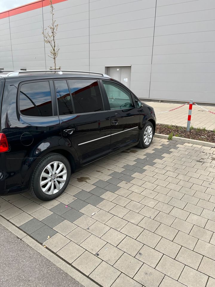 VW Touran 2.0, TÜV Neu, Kupplungskit+Zweimassenschwungrad+Zahnrie in Bopfingen