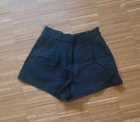 Shorts mid waist kurze Hose H&M Gr. 36 Sachsen - Weinböhla Vorschau