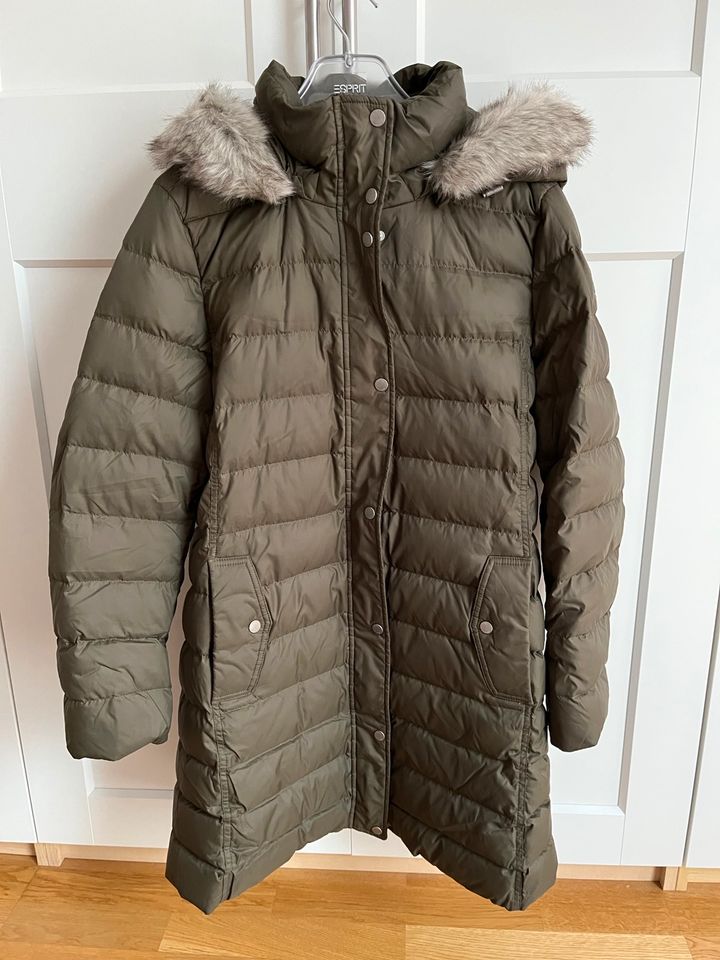 Tommy Hilfiger Daunenparka Mantel XL/ XXL in Hessen - Kassel | eBay  Kleinanzeigen ist jetzt Kleinanzeigen