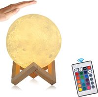 15cm LED Mond Lampe mit Fernbedienung Farbige Dekoleuchte 3D Mond Schleswig-Holstein - Hamberge Holstein Vorschau