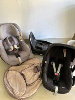 Maxi Cosi Pebble und 2 way Pearl mit 2 way Fix Station Hessen - Mörfelden-Walldorf Vorschau