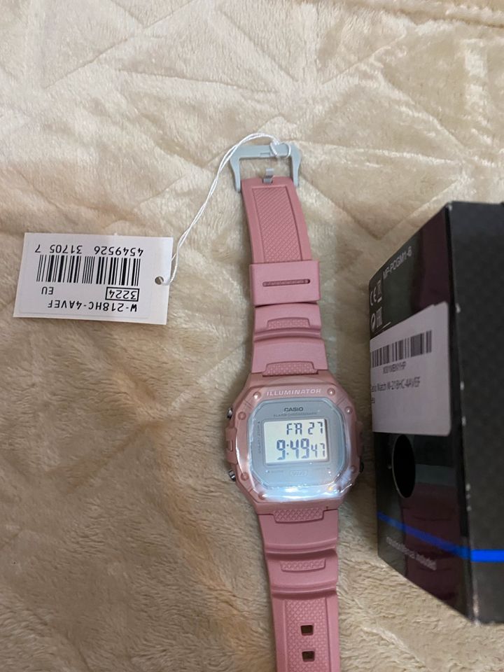 Casio Uhr pink rosa neu in Köln