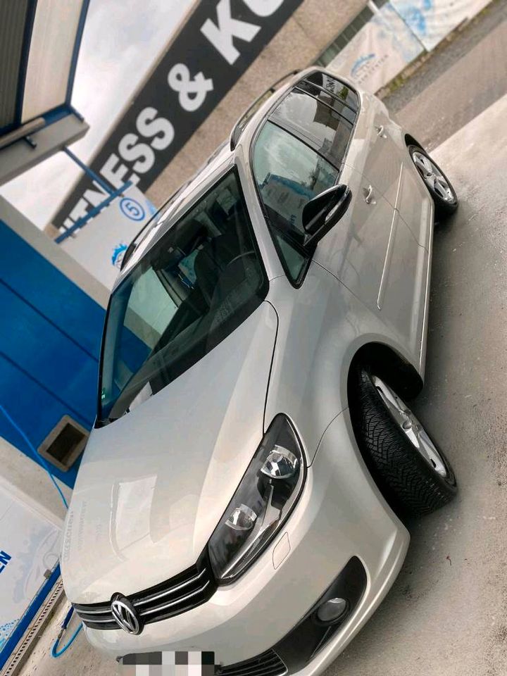 VW Touran 7 Sitzer sehr gute Zustand MATCH TÜV 2025 in Köln