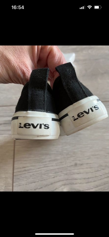 Schuhe von Levi’s in Größe 22 in Handewitt