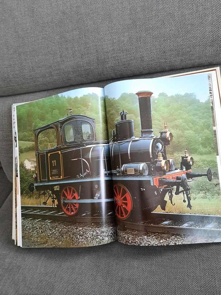 Buch "Geschichte der Eisenbahn" in Dresden