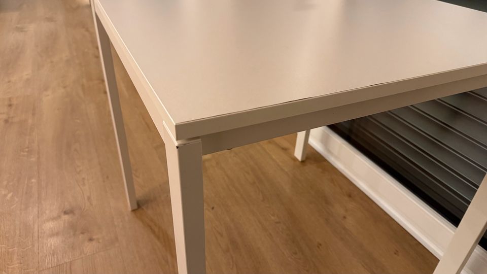Ikea Meltorp Tisch Esstisch weiß 75 x 75 cm in Nidderau