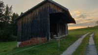 Landwirtschaftliche Fläche mit Hütte, Bachlauf, Freizeitcharakter Bayern - Lechbruck Vorschau