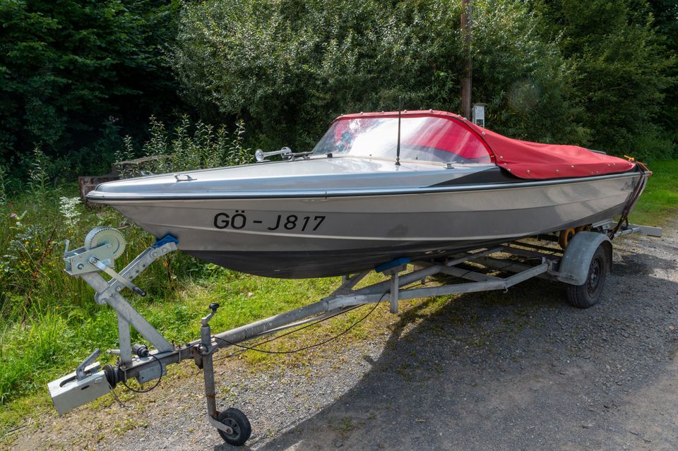 Seestar V495 Motorboot Boot Unikat mit Trailer Mercruiser 3.0L in Göttingen