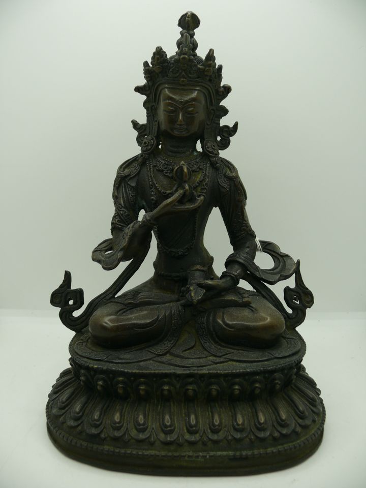 Antike Vajrasattva, Bronze, Tibet o. China, H. 22 cm in Hannover