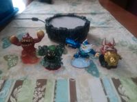 Skylander Paket für die Wii mit vier Figuren und Portal Bayern - Marktheidenfeld Vorschau