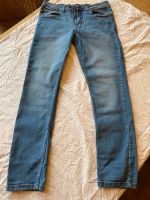 Neuwertige Manguun Slim Fit Jeans 31/32 Hessen - Bad Homburg Vorschau