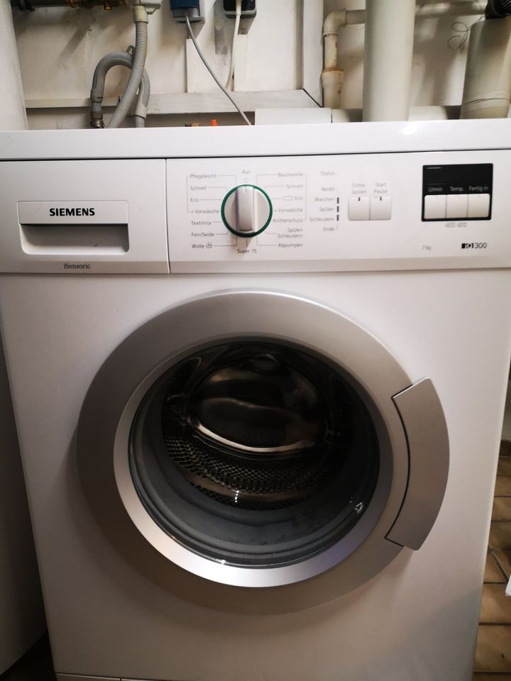 Waschmaschine mit Fehlermeldung E02 in Gachenbach