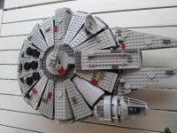 Lego 7965   ME  Millenium Falcon  alle Steine komplett Hessen - Wetzlar Vorschau