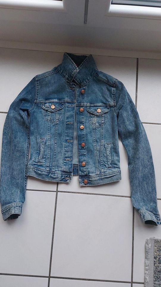 Jeans Jacke von H&M in 34 in Kaarst