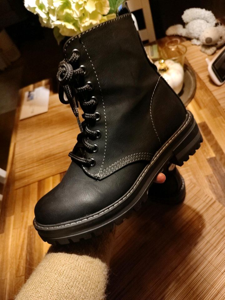 S. Oliver boots /Schuhe /neuwertig / Größe 37 in Hessen - Biedenkopf | eBay  Kleinanzeigen ist jetzt Kleinanzeigen