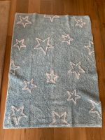 Kinderteppich Teppich waschbar blau Sterne 120/160cm Nordrhein-Westfalen - Neuss Vorschau