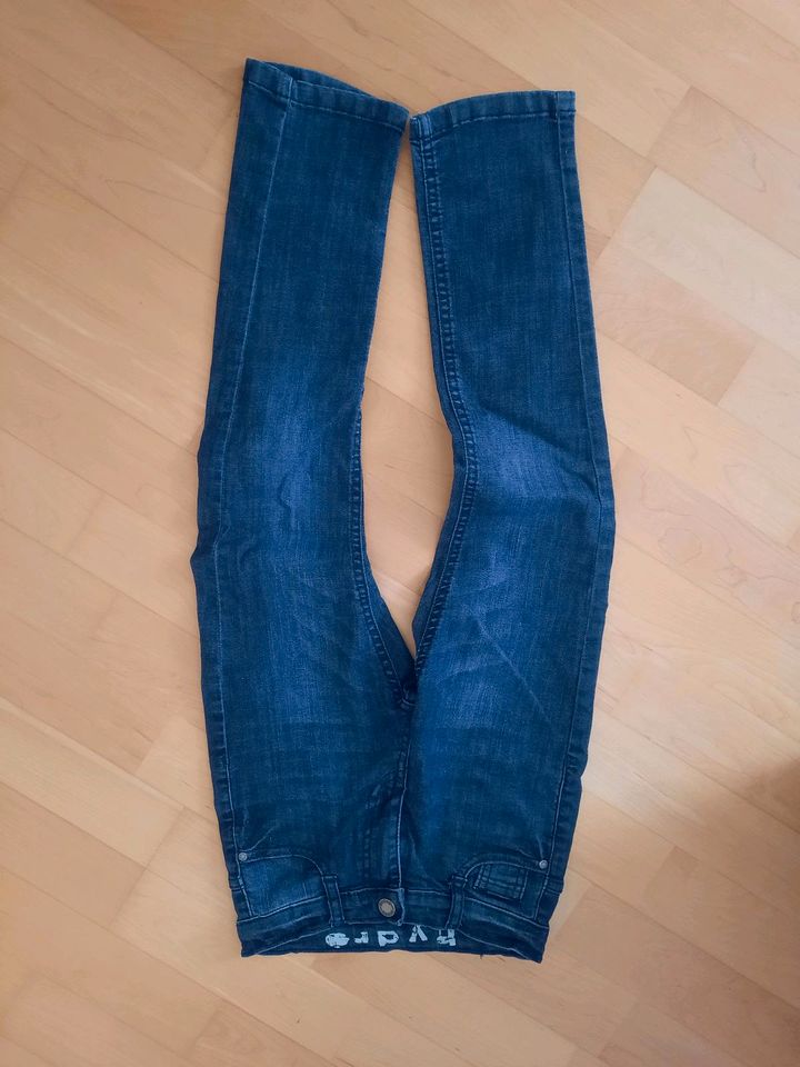 5 jeans 3 s.oliver, 1 esprit 1 hydro in Waldkirchen
